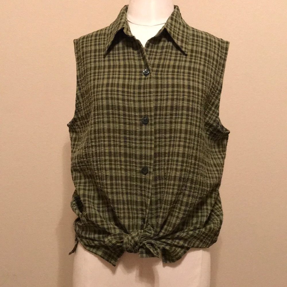 🧚🏼‍♀️White Stag short sleeve button up blouse